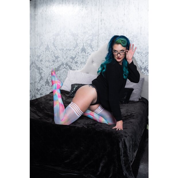 Kixies Gilly hold-up stockings with batik pattern multicolored S