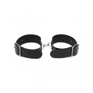 Rimba Simple Ankle Cuffs with Ring Black