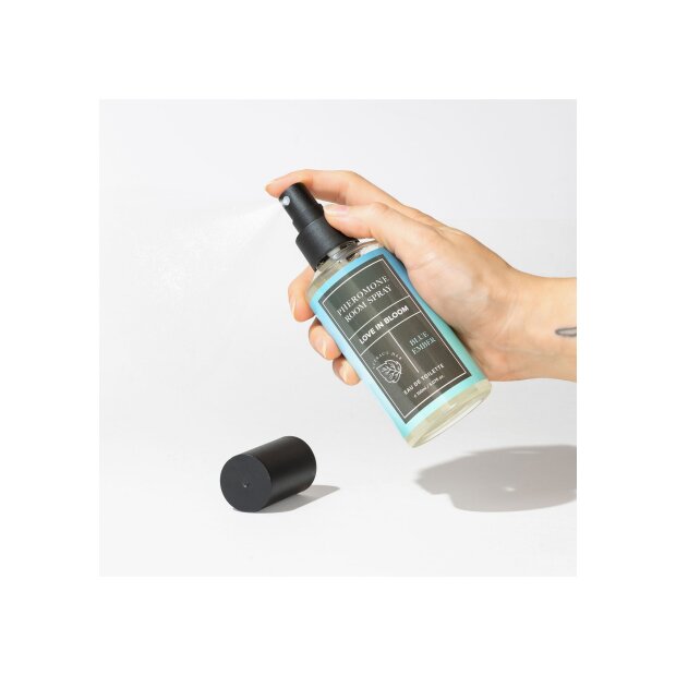 Eye of Love Blue Ember Spray d’Ambiance aux Phéromones « Attract Her » 150 ml