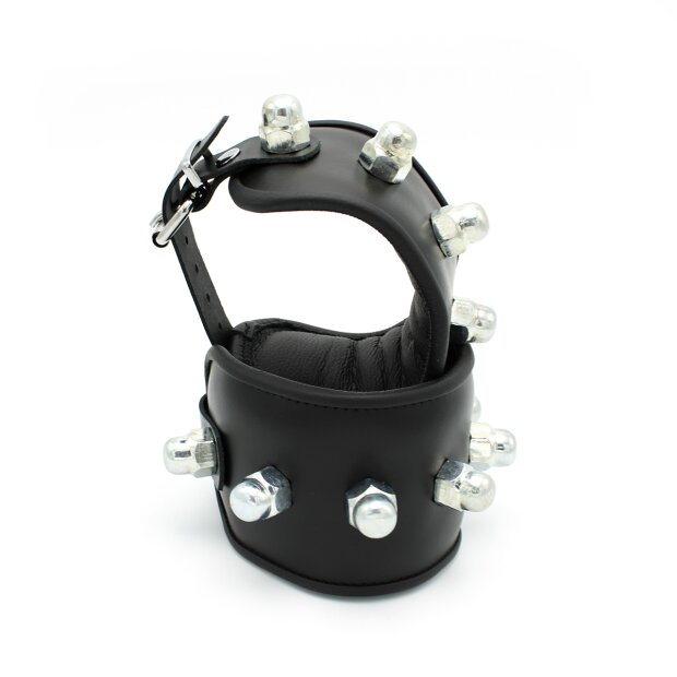 Kiotos Leather Padded Handcuffs Spikey Nuts
