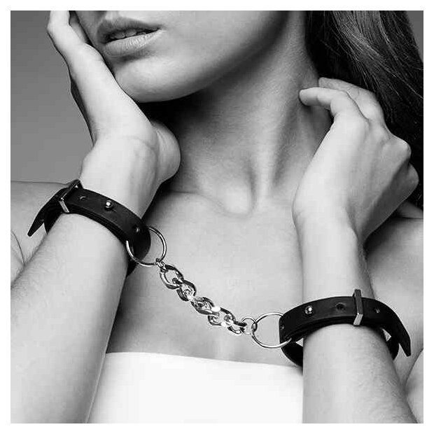 Bijoux Indiscrets Maze Thin Handcuffs Black